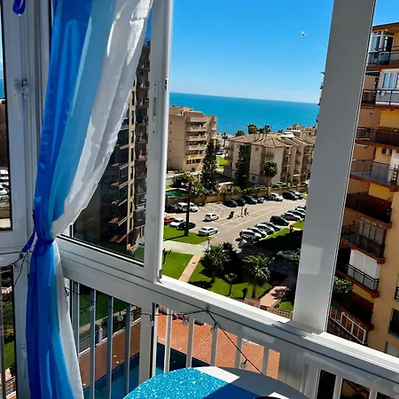 Daire First Line Beach, Tenniscourt And Pool *