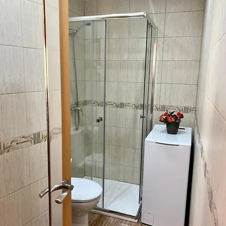 Apartman First Line Beach, Tenniscourt And Pool