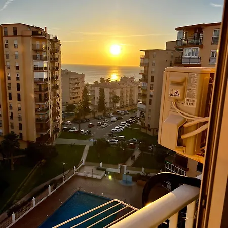 First Line Beach, Tenniscourt And Pool * Τορρεμολίνος